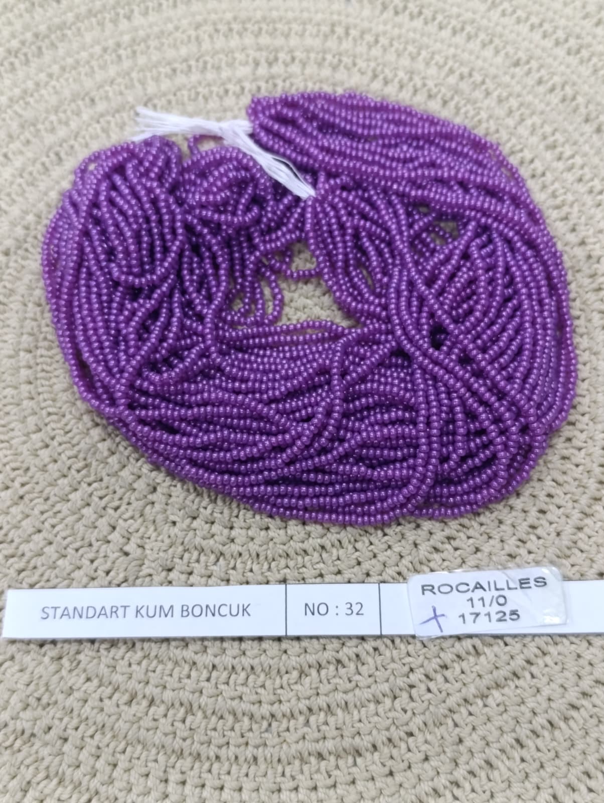 STANDART KUM BONCUK NO:32 (ROCAILLES 11/00 17125)