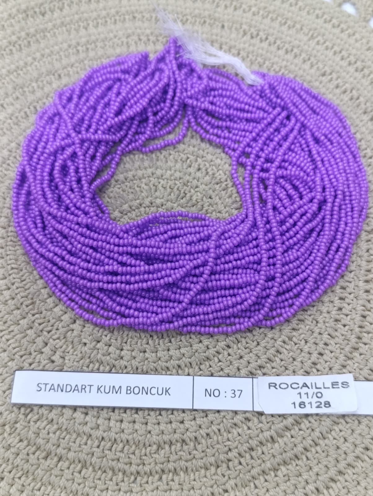 STANDART KUM BONCUK NO:37 (ROCAILLES 11/00 16128)